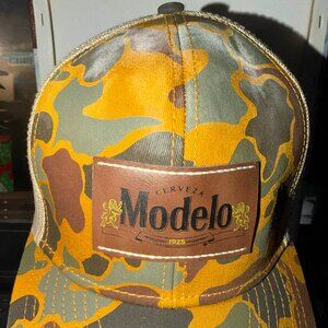 Modelo Camouflage Embroidered Snapback Hat